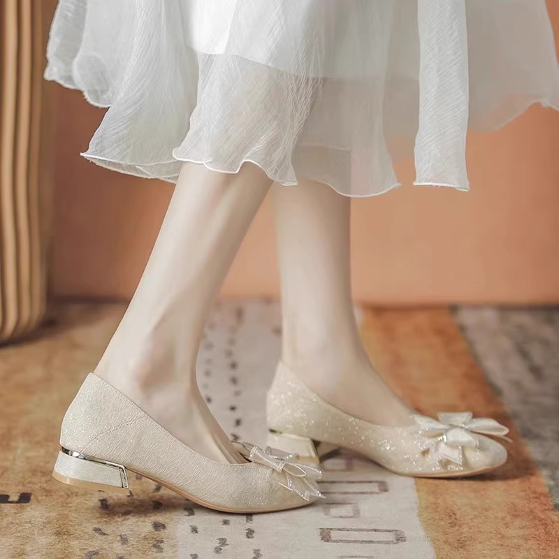 2025 여성 가을 신상 이브닝 소프트 솔 로우탑 웨딩 - Embroidery Flat Shoes 리뷰 및 가격