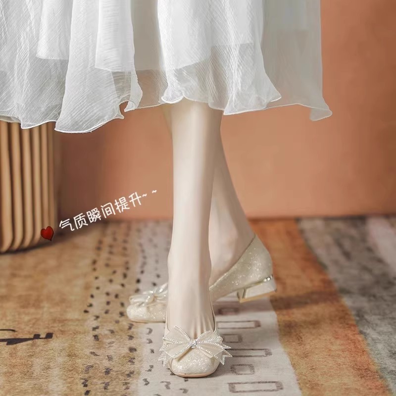 2025 여성 가을 신상 이브닝 소프트 솔 로우탑 웨딩 - Embroidery Flat Shoes 리뷰 및 가격