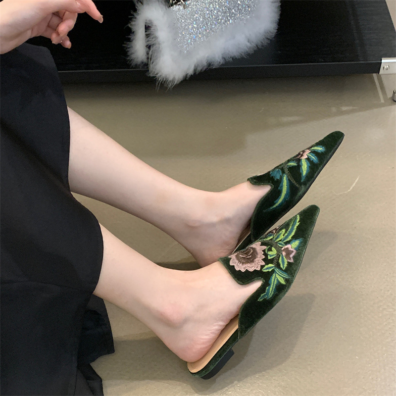 2026년 신상 여성화 자수 꽃 슬리퍼 뾰족코 플랫 슬 - Embroidery Flower 리뷰 및 가격