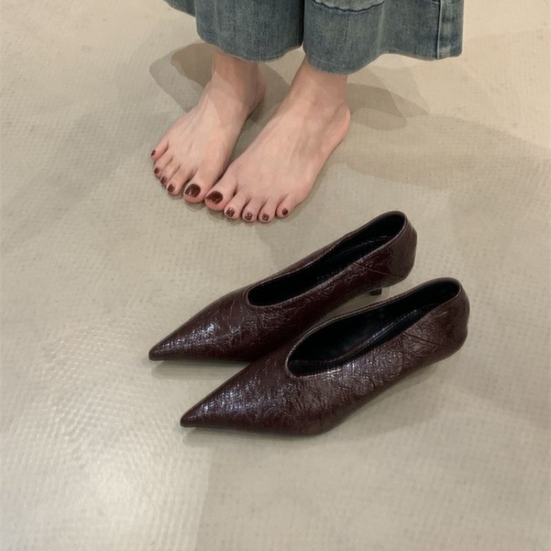 2025 가을 신상 출퇴근용 플랫힐 얕은 입구 뾰족코  - Embroidery Flat Shoes 리뷰 및 가격