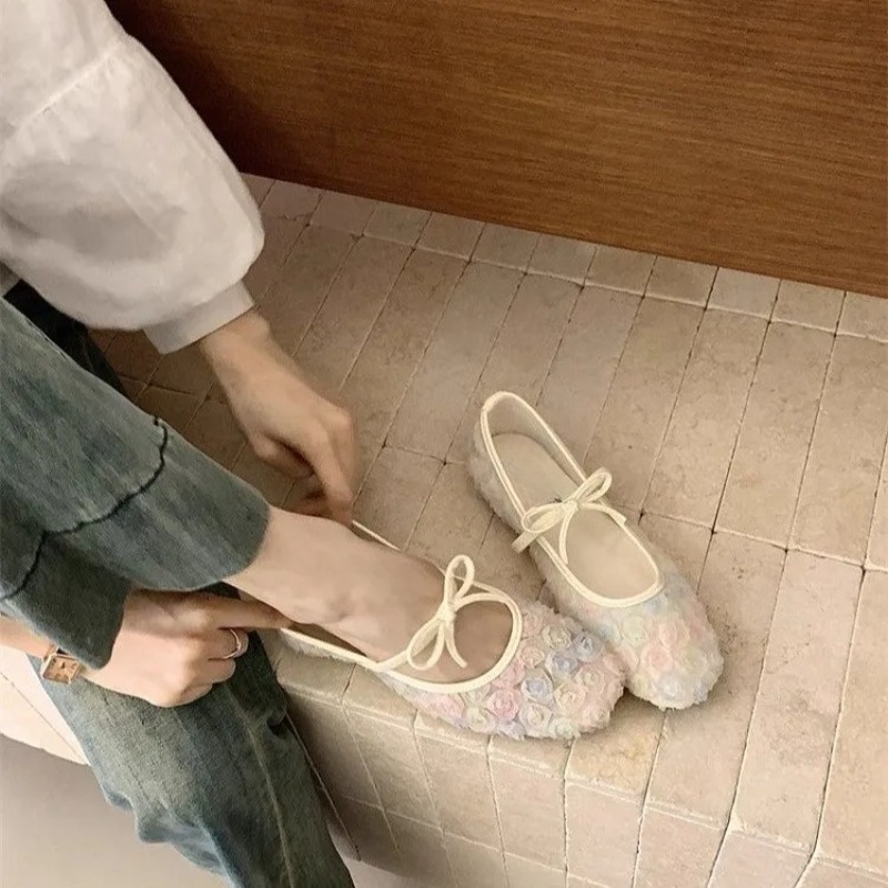 부드러운 뉴 차이니즈 로즈 메쉬 메리제인 슈즈 2026 - Embroidery Flat Shoes 리뷰 및 가격
